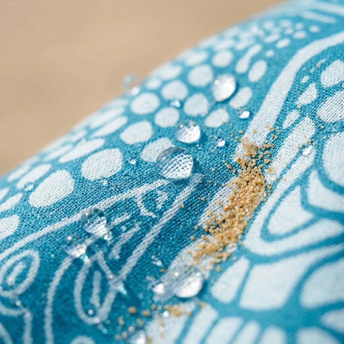 BeachMate 2-In-1 Towel Bag - Comfy Simplicity